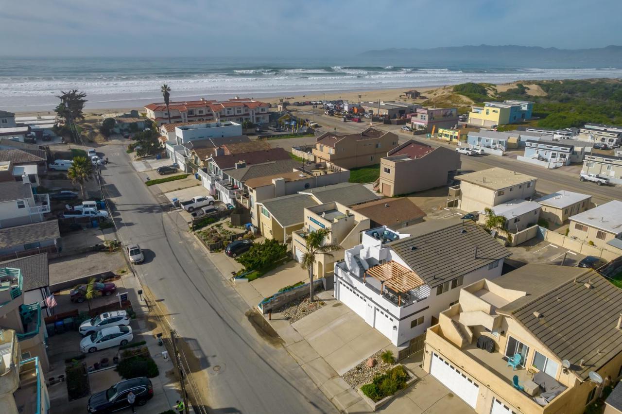 Steps To #Pismobeach With Poker, Foosball, Free Ev Charger, And Bikes Оушеано Екстериор снимка