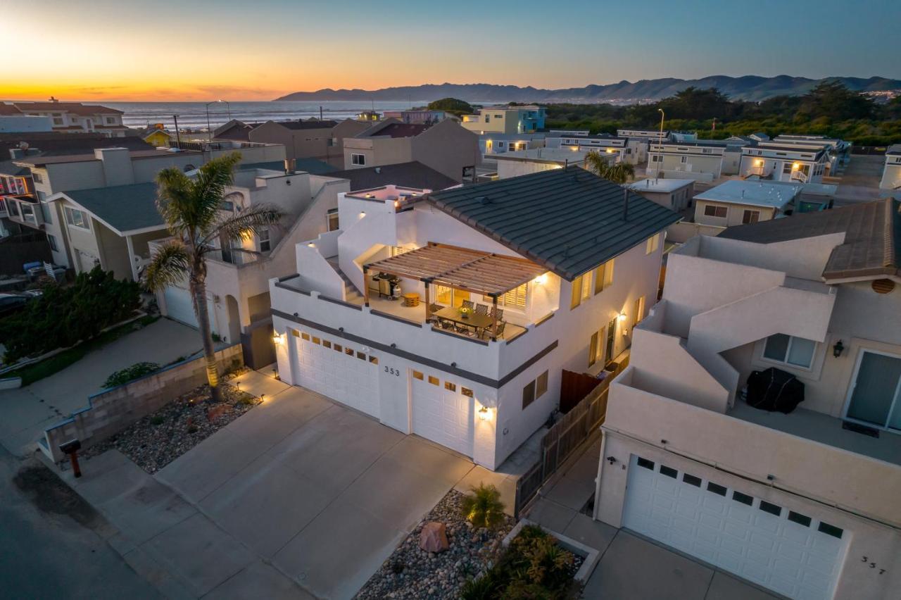 Steps To #Pismobeach With Poker, Foosball, Free Ev Charger, And Bikes Оушеано Екстериор снимка